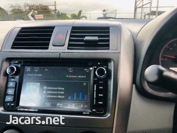 Toyota Axio 1,5L 2011-9