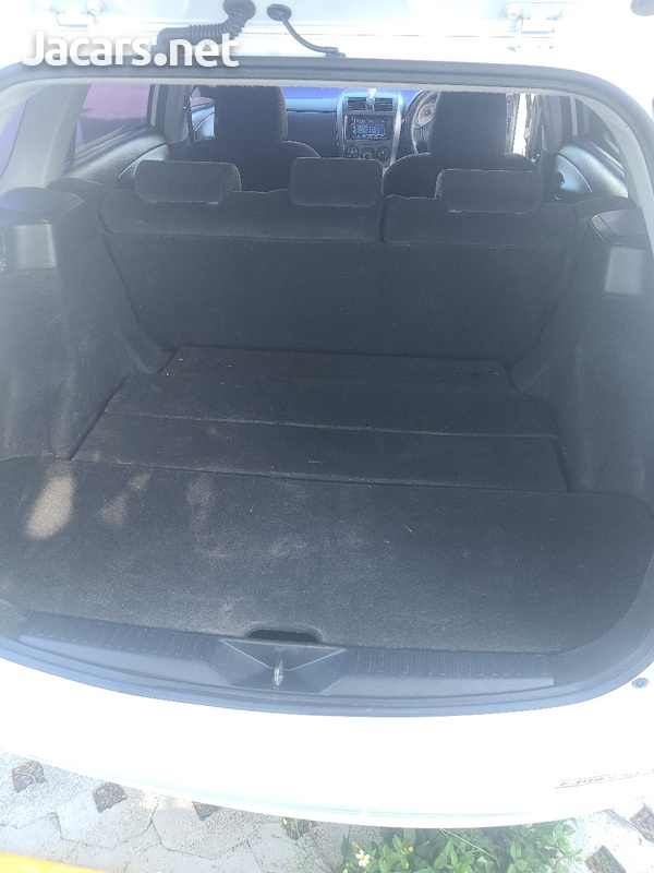 Toyota Fielder 1,5L 2012-8