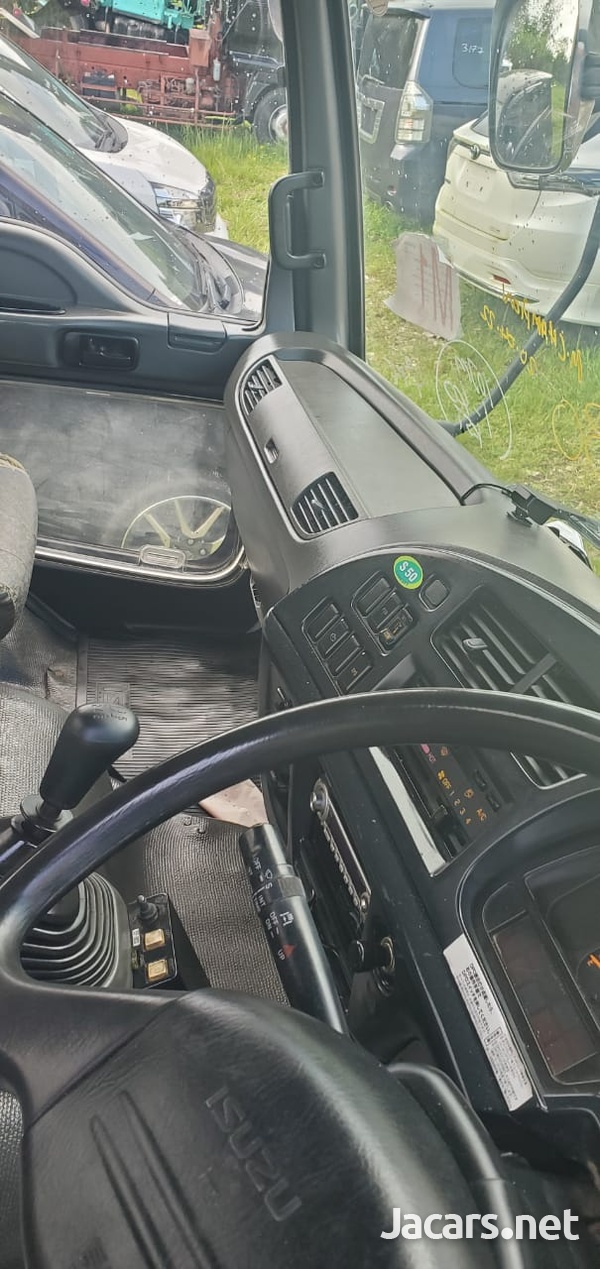 2005 Isuzu forward 5 ton truck-2