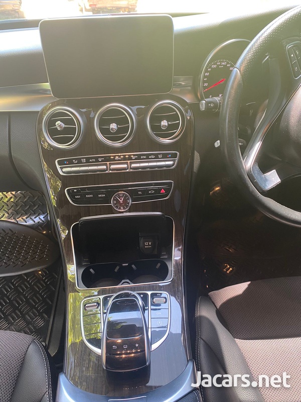 Mercedes-Benz C-Class 1,8L 2014-9