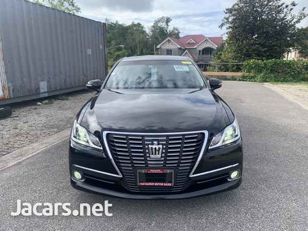 Toyota Crown 2,5L 2014-1