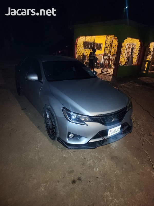 Toyota Mark X 2,5L 2014-5