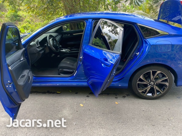 Honda Civic 2,0L 2019-5