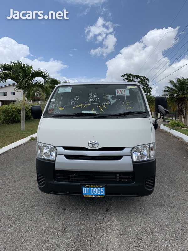 2016 TOYOTA HIACE-1