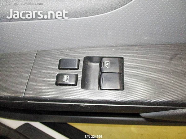 Nissan AD Wagon 1,4L 2016-14