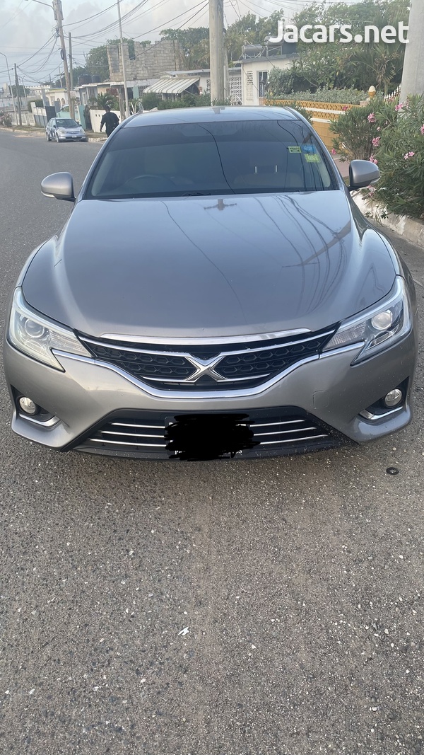 Toyota Mark X 2,4L 2013-2
