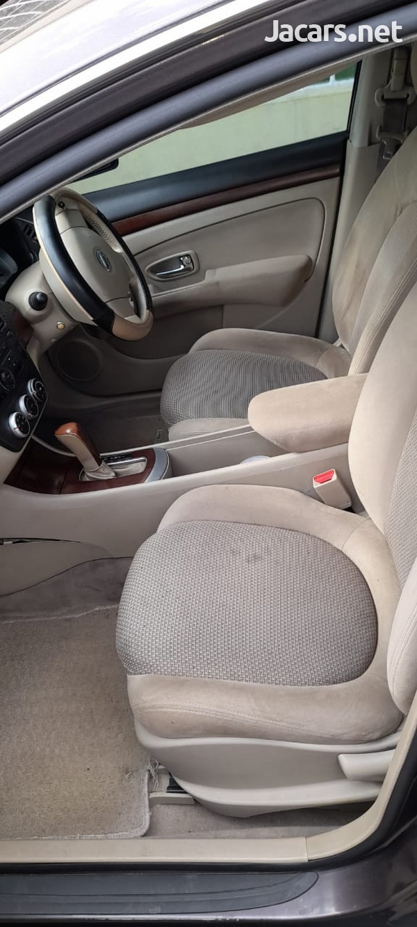 Nissan Bluebird 1,5L 2007-7