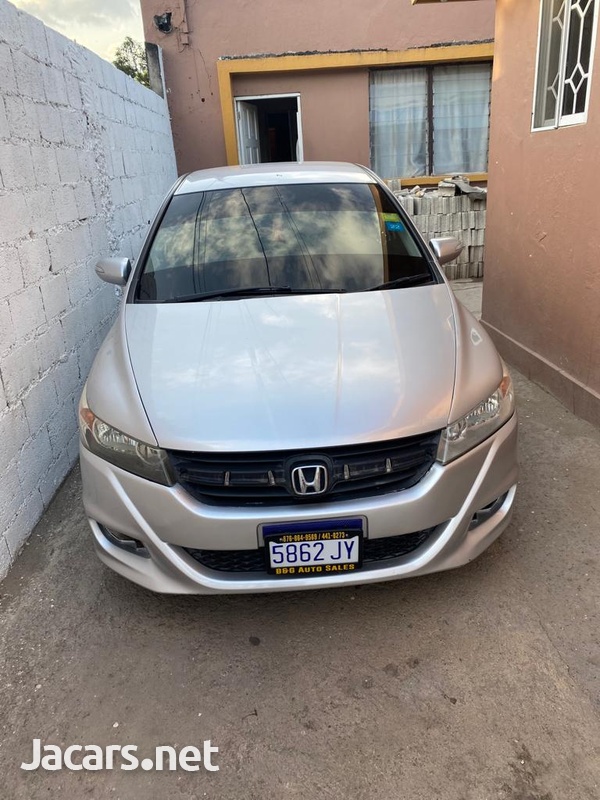 Honda Stream 2,0L 2011-1
