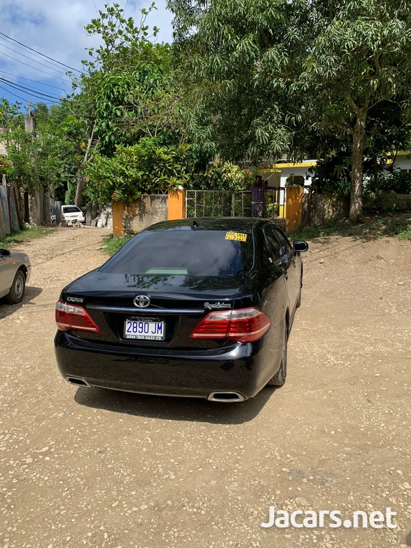 Toyota Crown 2,5L 2012-4