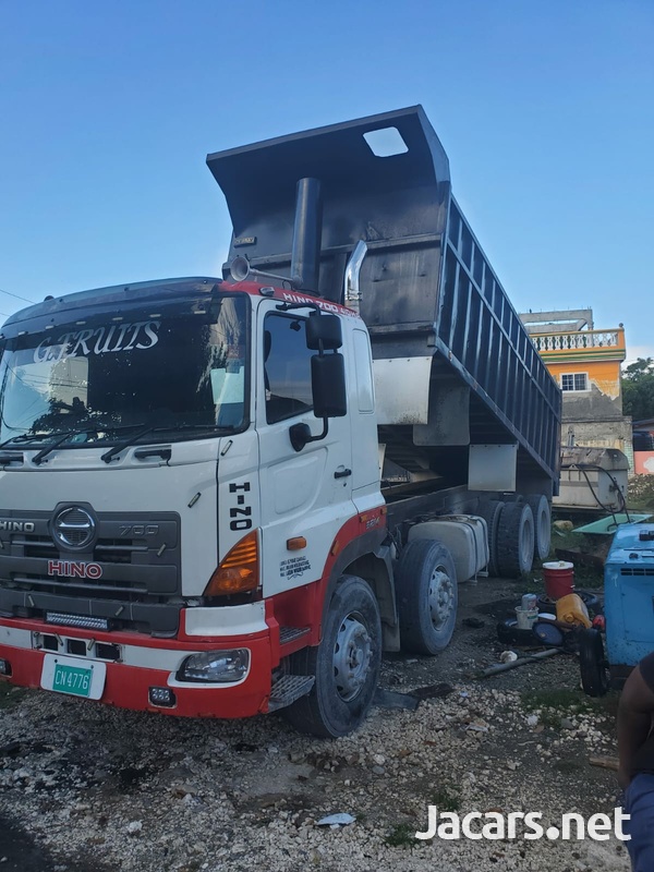 Hino 700, 12-Wheeler Tipper Truck-5