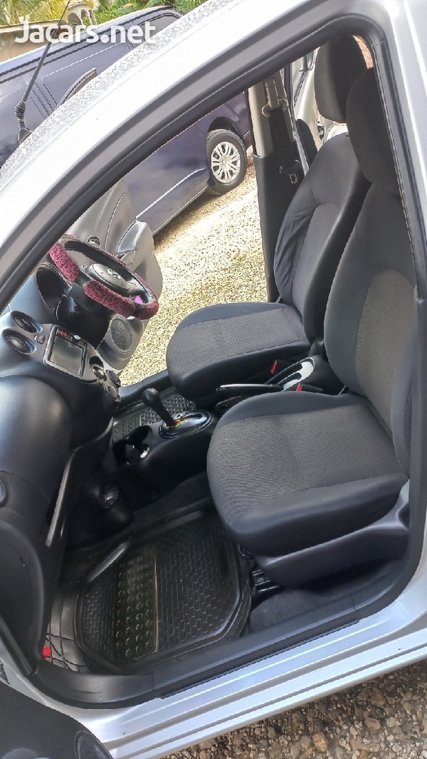 Nissan Latio 1,2L 2014-5