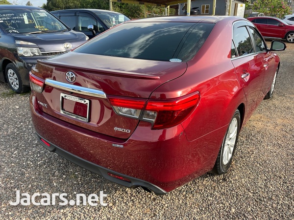 Toyota Mark X 2,5L 2012-4