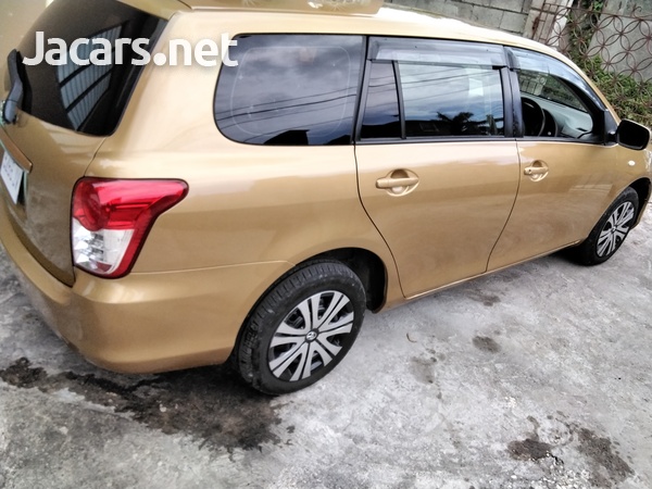 Toyota Fielder 1,5L 2012-4