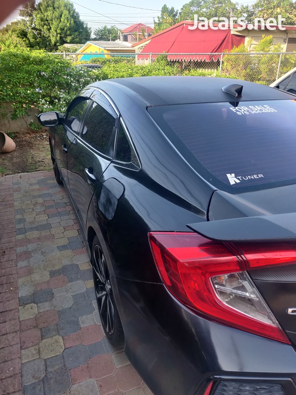 Honda Civic 1,5L 2017-9