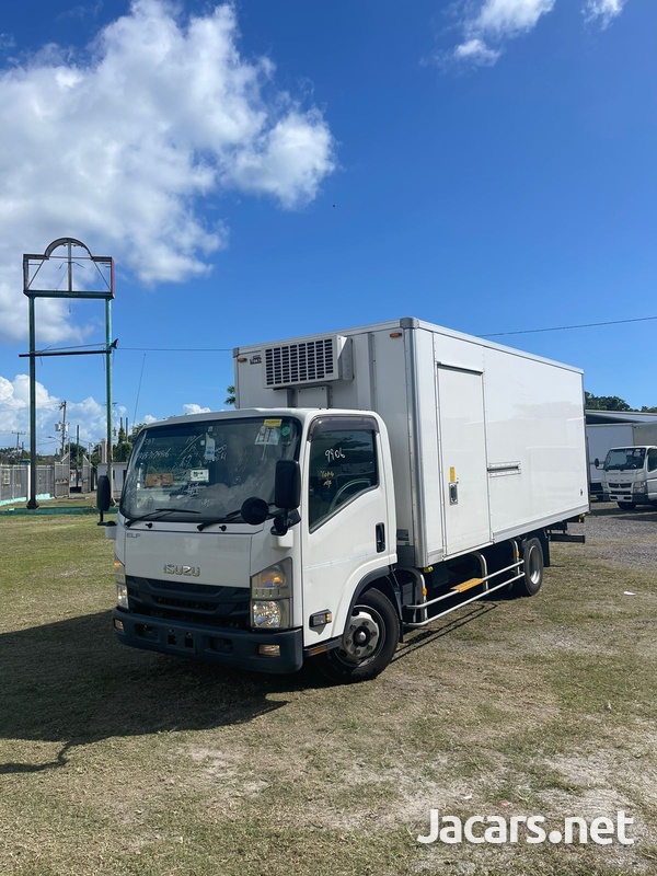 2018 Isuzu Elf-1