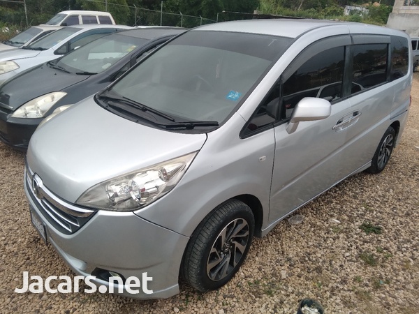 Honda Stepwgn 2,0L 2009-1