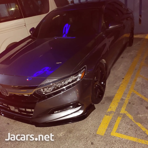 Honda Accord 1,5L 2018-7