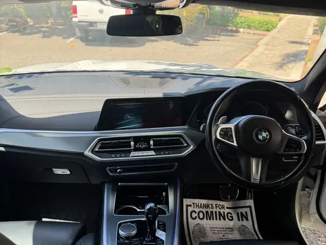 BMW X5 2,5L 2022, Saint James - 12