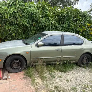 Nissan Cefiro