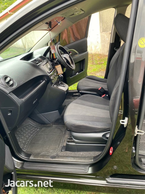 Nissan LaFesta 2,0L 2012-7