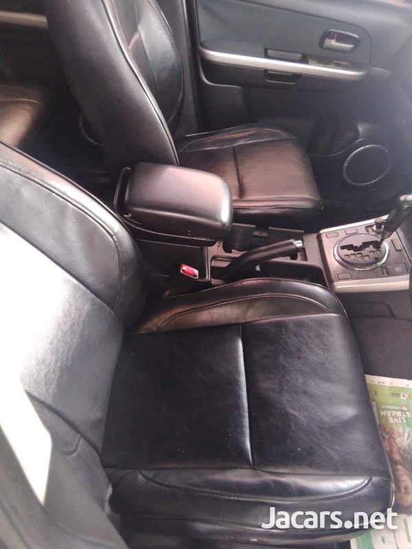 Suzuki Grand Vitara 2,4L 2012-6
