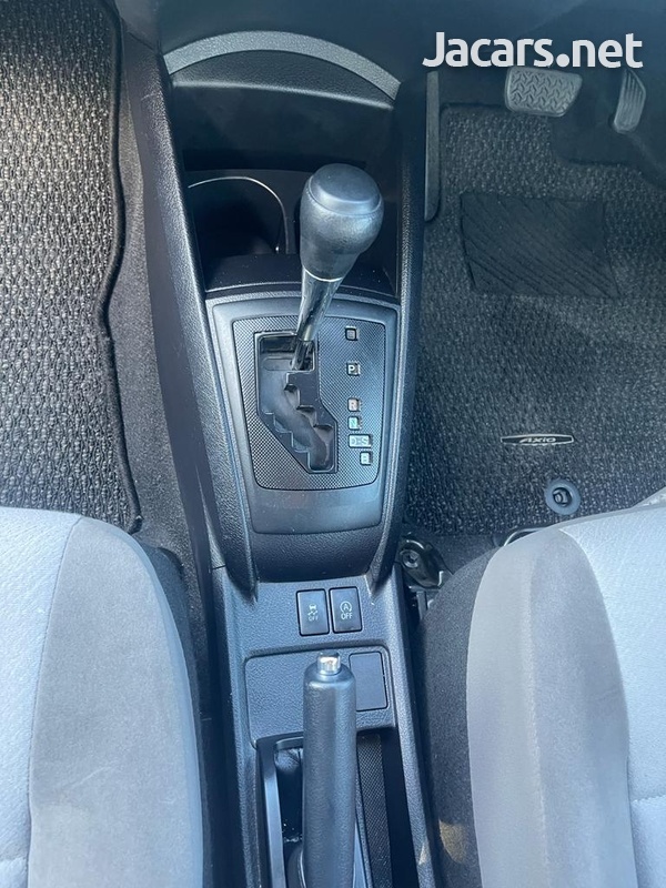 Toyota Axio 1,5L 2017-12