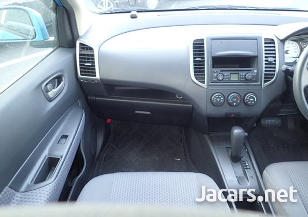 Nissan Wingroad 1,5L 2016-13