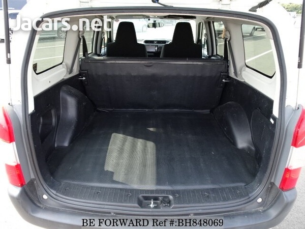 Toyota Probox 1,5L 2016-14