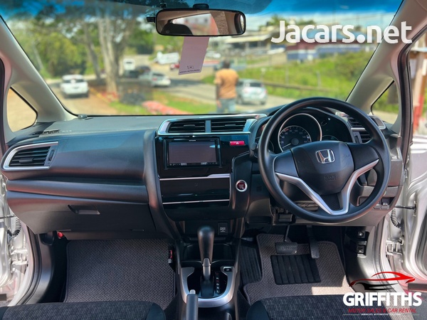 Honda Fit 1,3L 2016-9