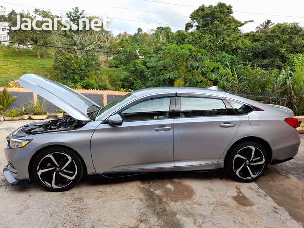 Honda Accord 1,5L 2020-7