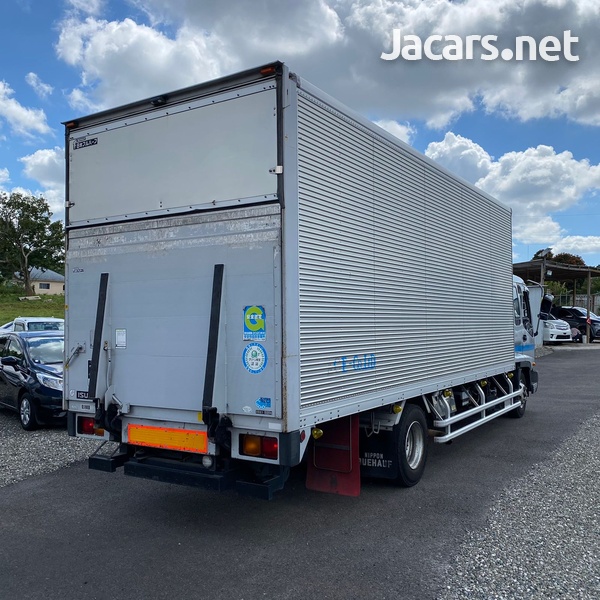 2005 Isuzu Forward Box Body Truck-7