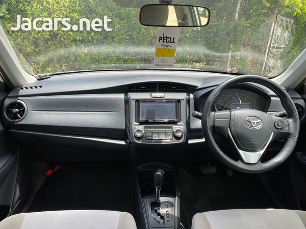 Toyota Axio 1,5L 2017-7