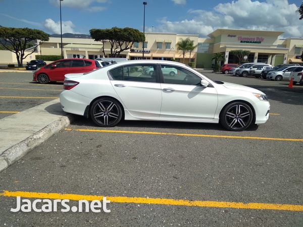 Honda Accord 2,4L 2016-8