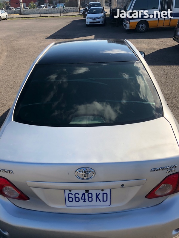 Toyota Corolla XLi 1,5L 2010-8