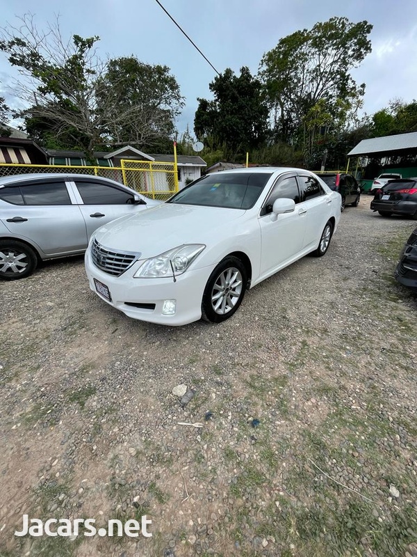 Toyota Crown 3,5L 2011-1