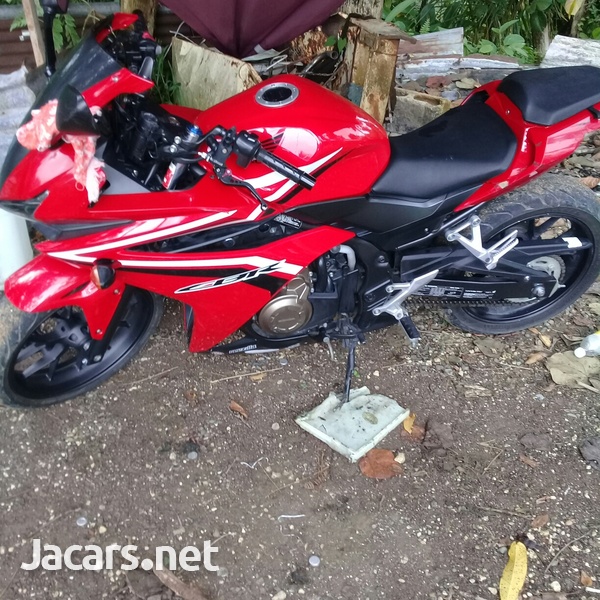 Honda CBR-1