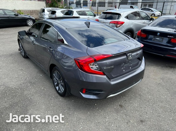 Honda Civic 1,5L 2020-4