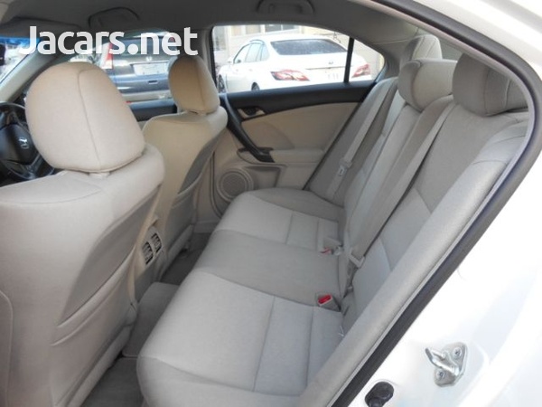 Honda Accord 2,4L 2009-3