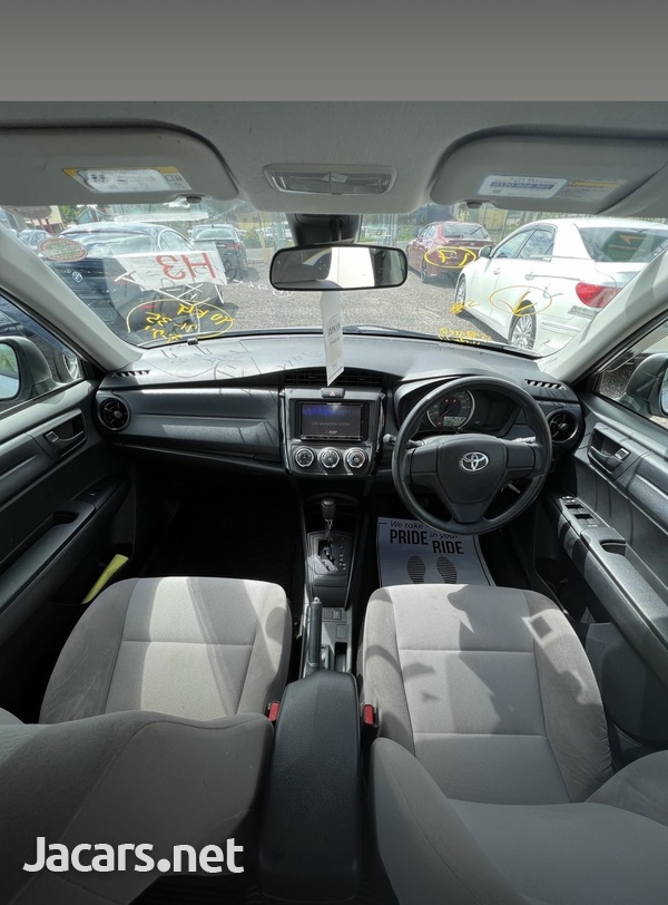 Toyota Corolla 1,5L 2016-6