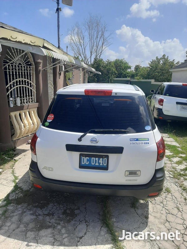 Nissan AD Wagon 1,5L 2016-3