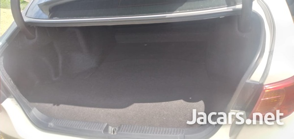 Toyota Mark X 2,5L 2012-5