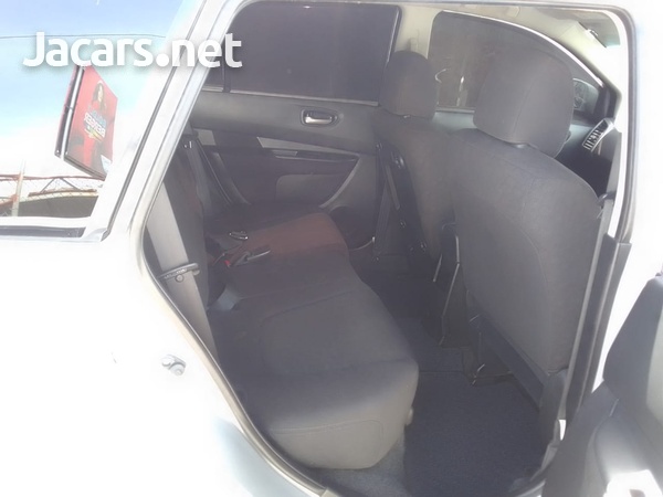 Nissan Wingroad 1,5L 2012-10