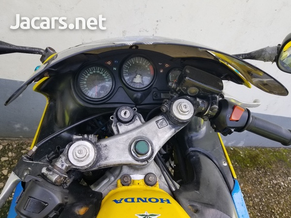 F4 CBR 600 year 1999 color yellow-3