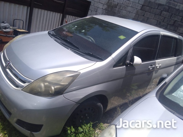 Toyota Isis 1,8L 2011-2