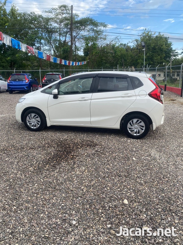 Honda Fit 1,5L 2016-10