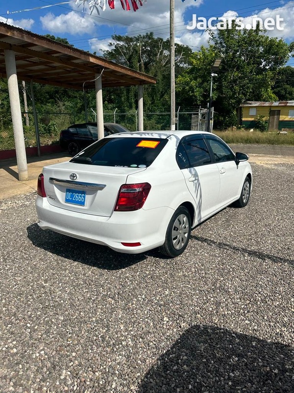 Toyota Axio 1,5L 2017-6