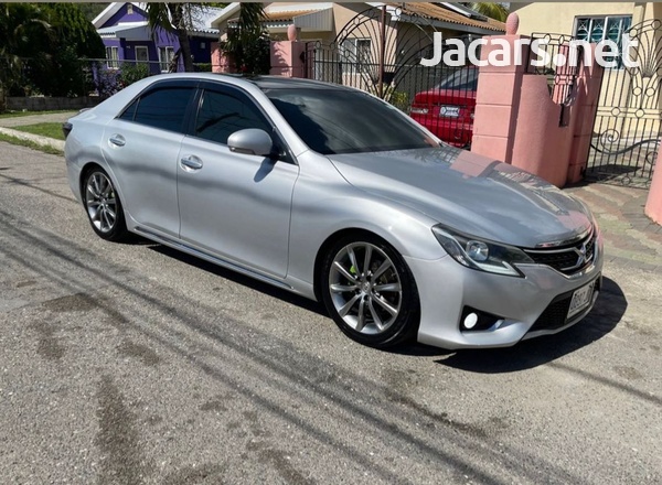Toyota Mark X 2,5L 2014-4