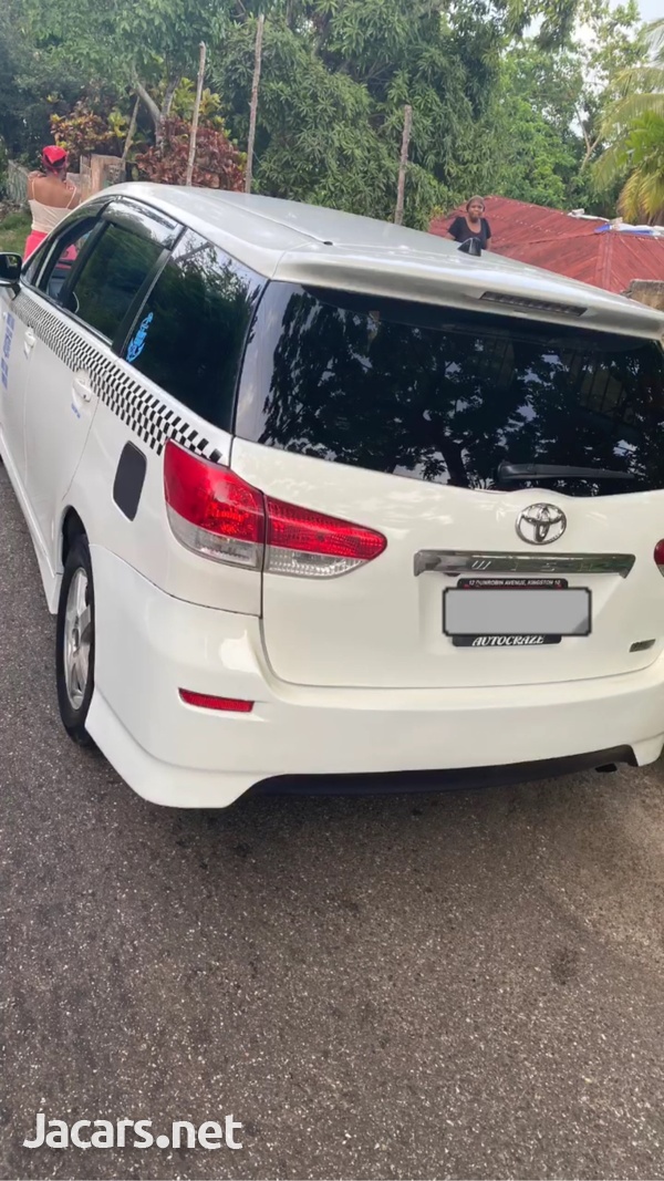 Toyota Wish 1,9L 2009-6