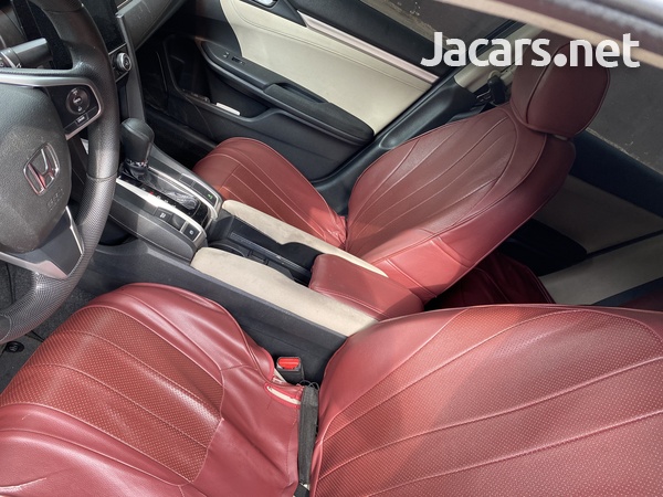 Honda Civic 2,0L 2018-6