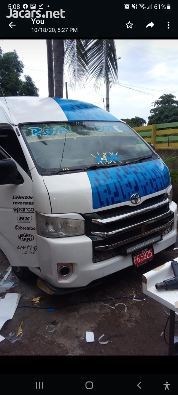 Toyota Hiace 3,0L 2008-1